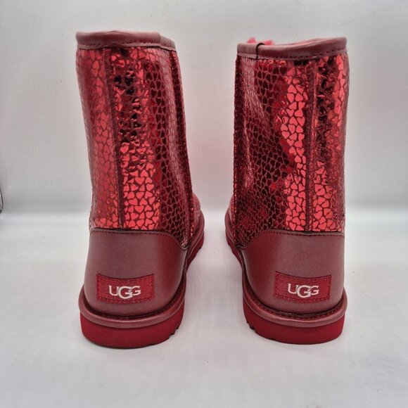 Ugg Youth Size 6 Classic II Gel Red Hearts Short Mid Boots Plush - Picture 3 of 9